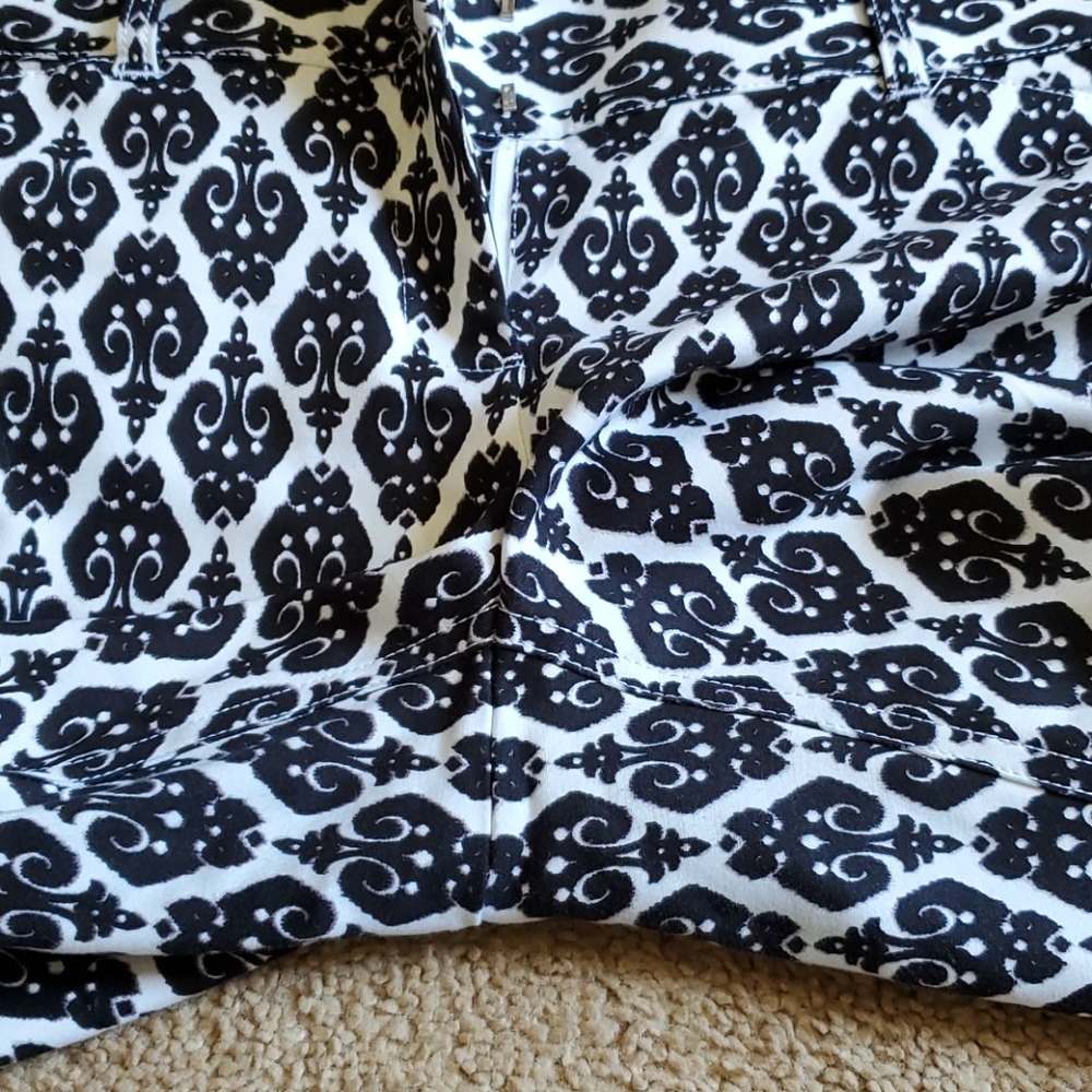 WHBM skinny pants - Picture 7 of 7